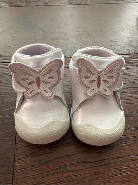 Stride Rite Campbell Butterfly Boots/Booties size 3